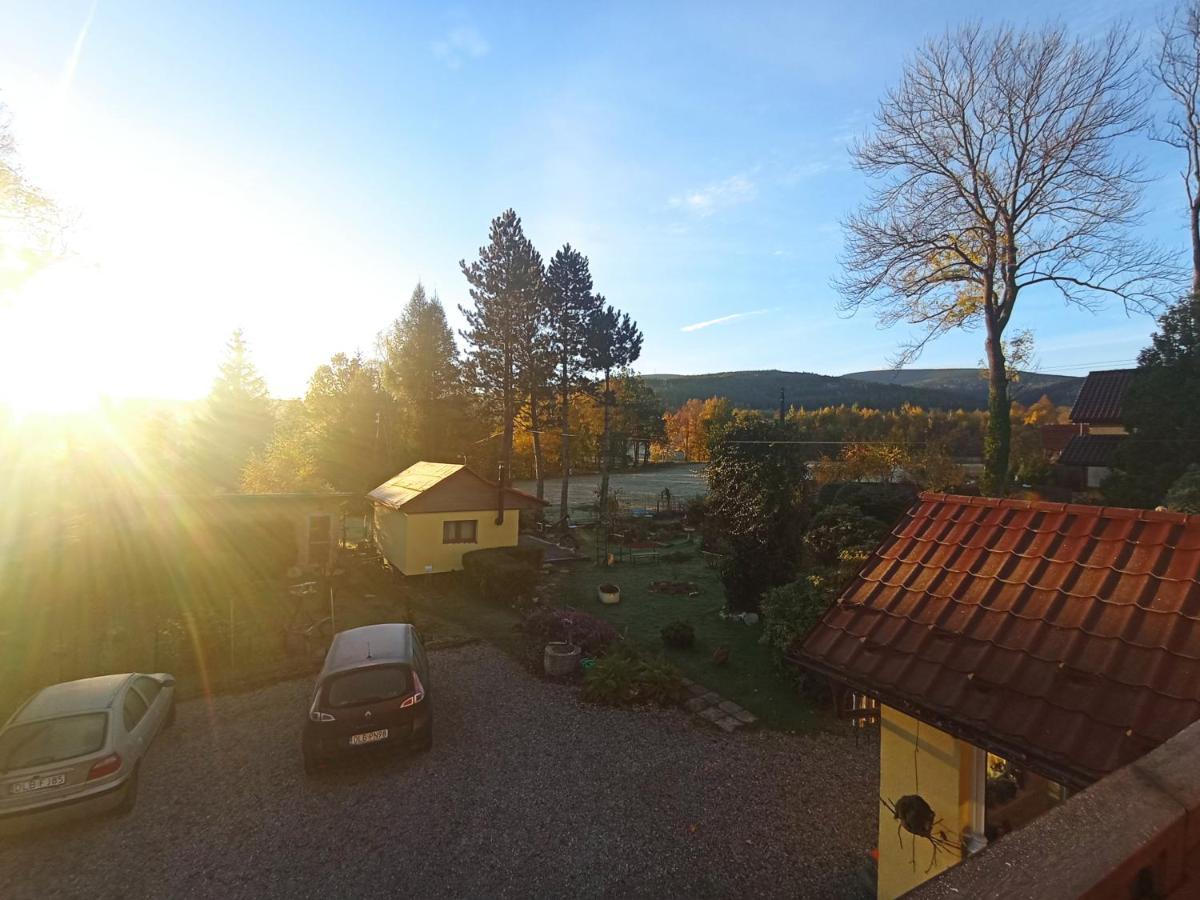 Dom Na Przedgorzu-Apartamenty Z Widokiem Na Gory Świeradów-Zdrój Exterior foto